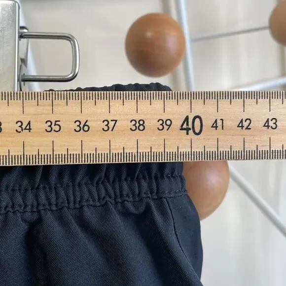 Nike - Dri-Fit Standard Fit Athetlic Shorts - Black - L - Picture 6 of 9